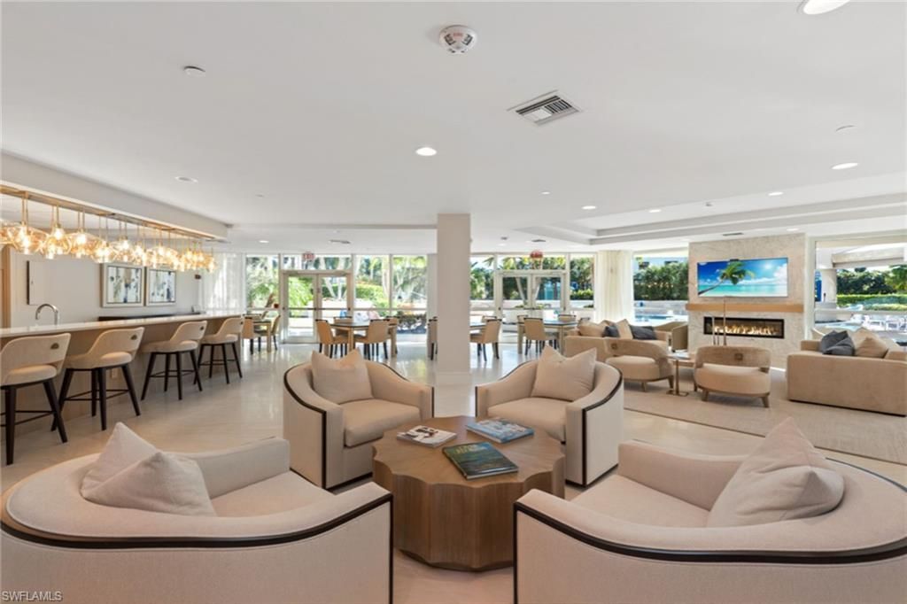 4255 Gulf Shore Blvd N, Unit PH 1505, Naples, FL 34103 Photo