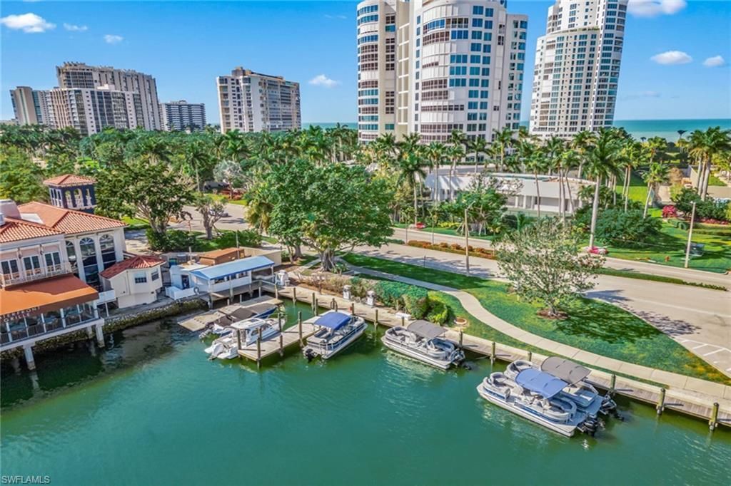 4255 Gulf Shore Blvd N, Unit PH 1505, Naples, FL 34103 Photo