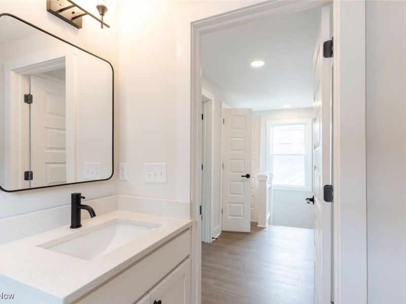 1464 E 123 Street, Cleveland, OH 44106 Photo 27