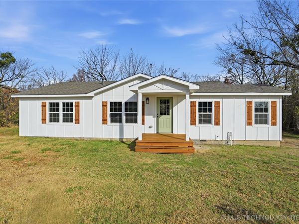 311 E Indiana Avenue, Kiefer, OK 74041