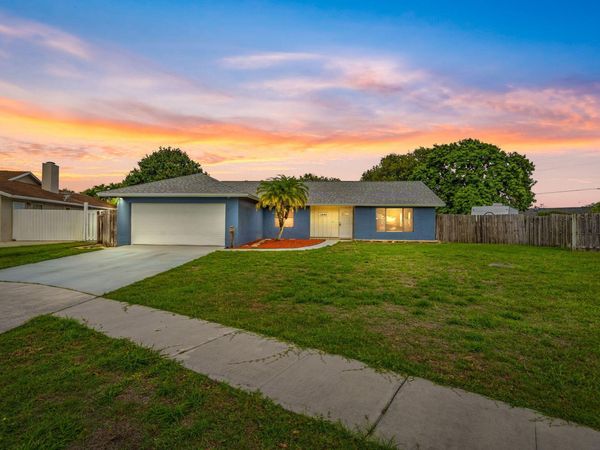 1488 Old Cypress Trail, Wellington, FL 33414