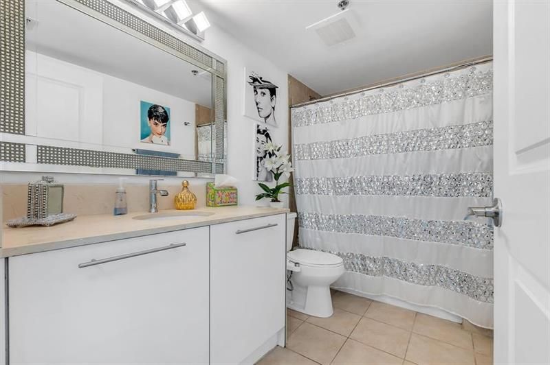 2641 N Flamingo Road, Unit 1105N, Sunrise, FL 33323 Photo