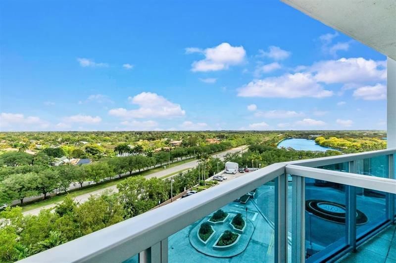 2641 N Flamingo Road, Unit 1105N, Sunrise, FL 33323 Photo