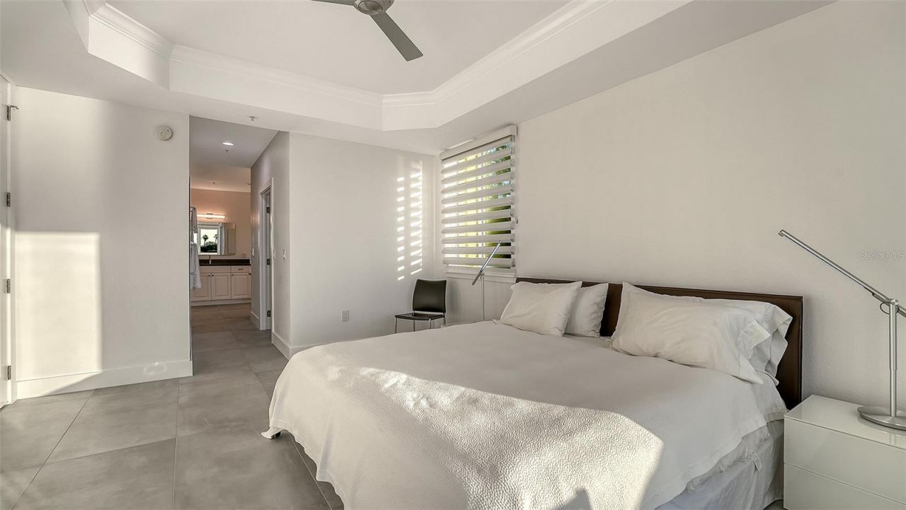 166 Golden Gate Point, Unit 22, Sarasota, FL 34236 Photo