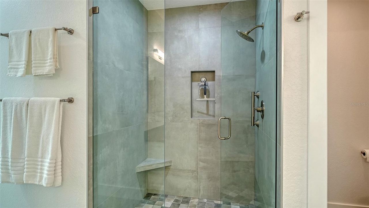 166 Golden Gate Point, Unit 22, Sarasota, FL 34236 Photo