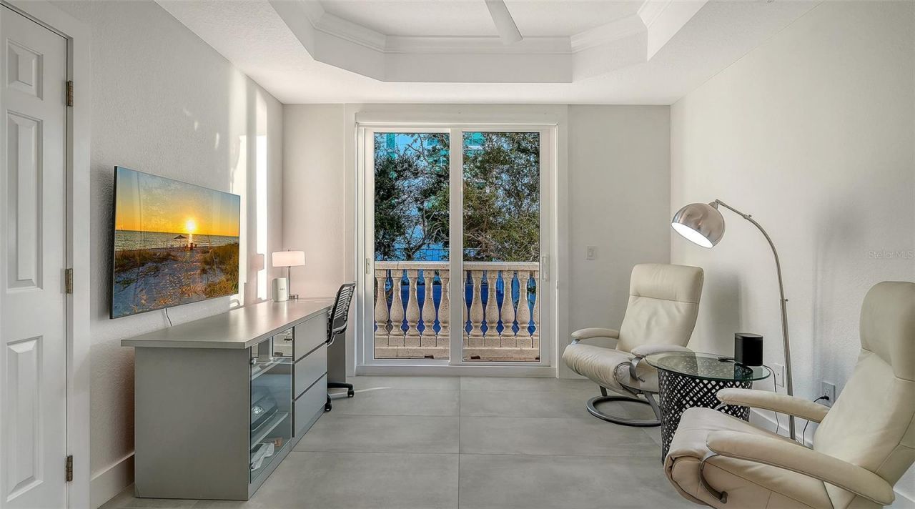 166 Golden Gate Point, Unit 22, Sarasota, FL 34236 Photo