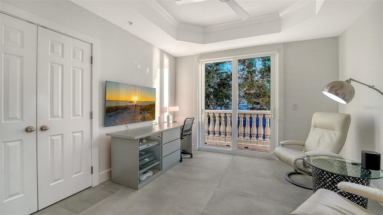 166 Golden Gate Point, Unit 22, Sarasota, FL 34236 Photo