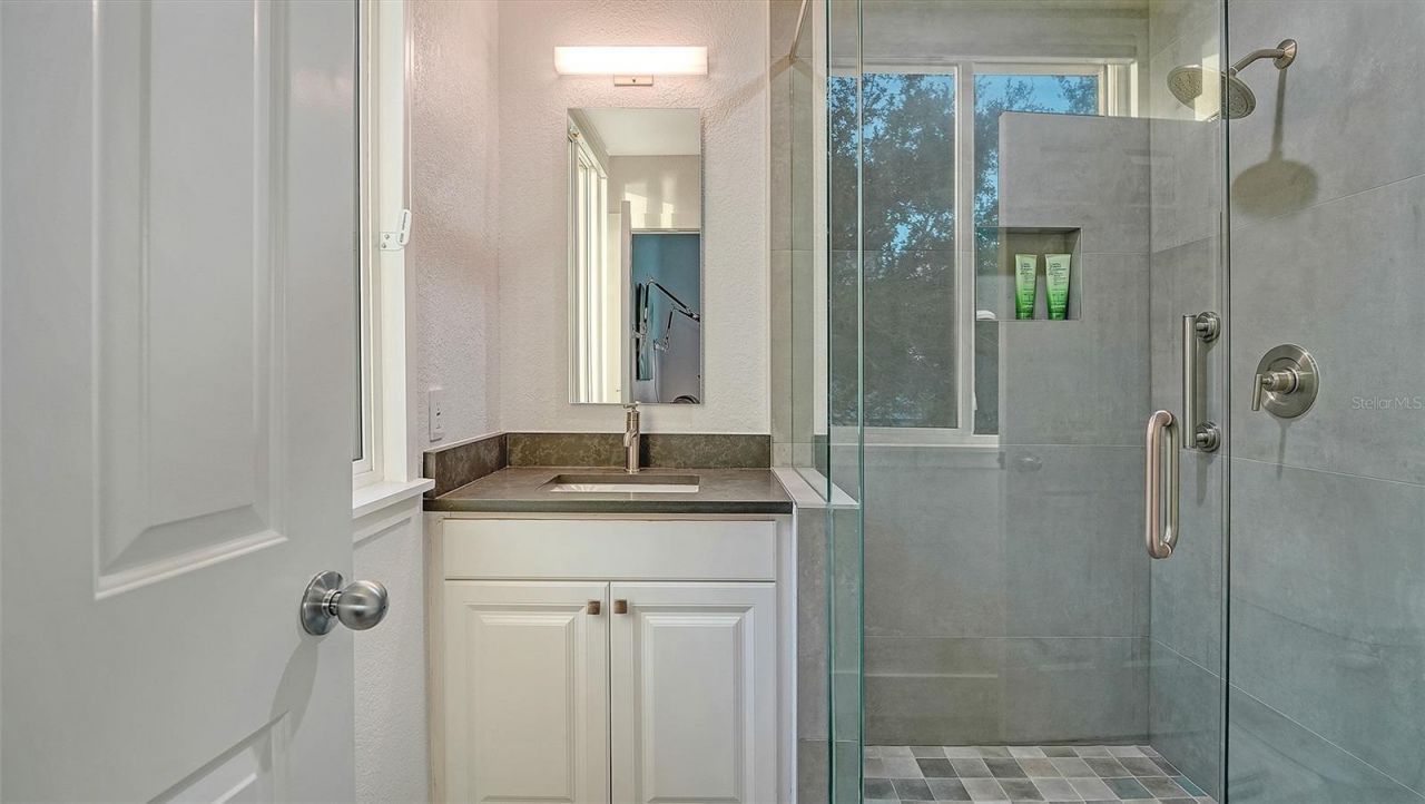 166 Golden Gate Point, Unit 22, Sarasota, FL 34236 Photo