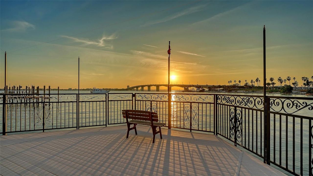 166 Golden Gate Point, Unit 22, Sarasota, FL 34236 Photo