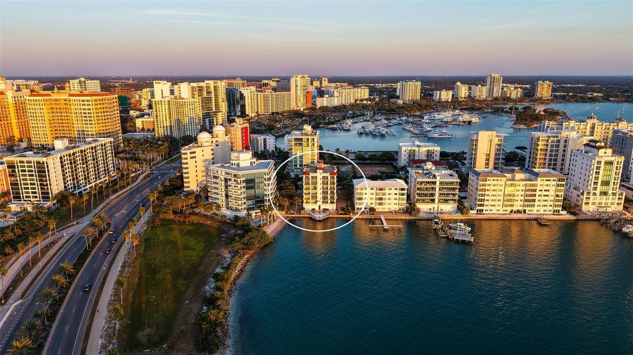 166 Golden Gate Point, Unit 22, Sarasota, FL 34236 Photo