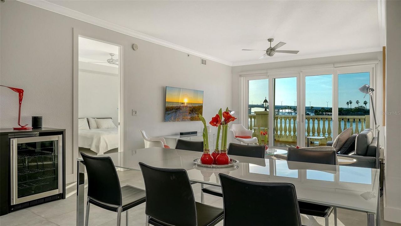 166 Golden Gate Point, Unit 22, Sarasota, FL 34236 Photo