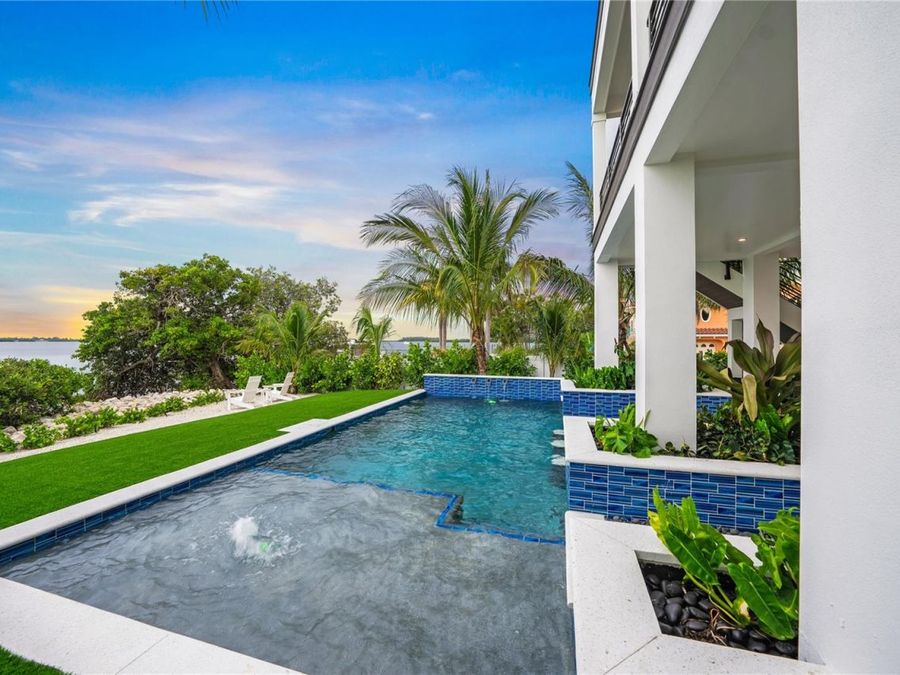 Property Image 61