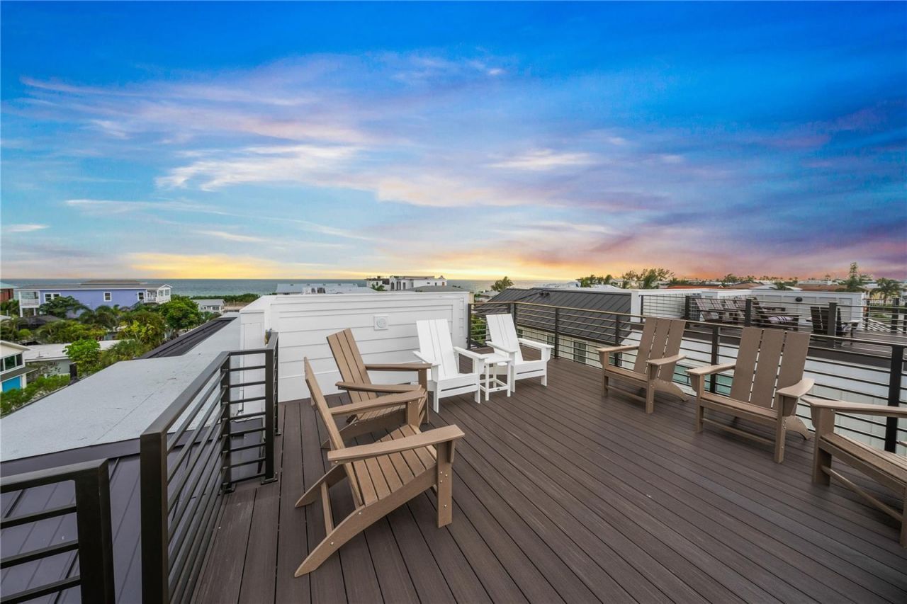 116 8th Street S, Bradenton Beach, FL 34217 Photo