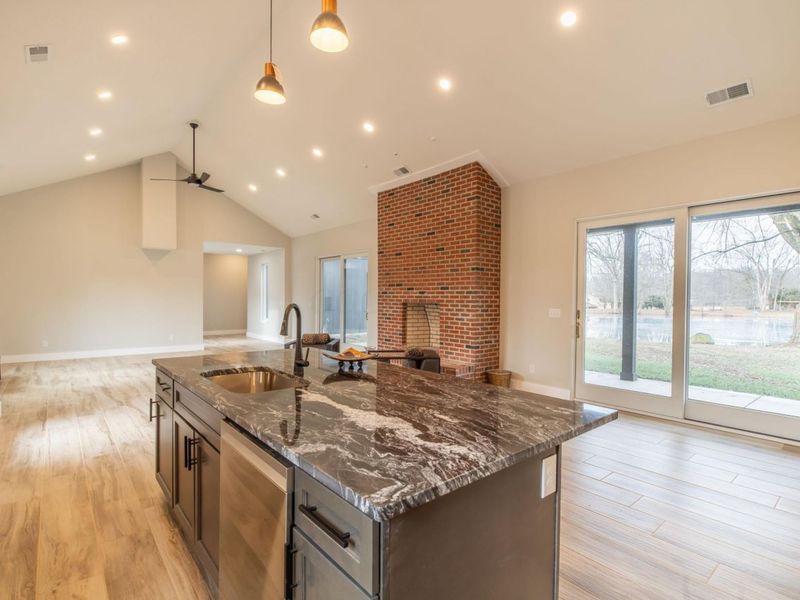 151 Apple Blossom Road SW, Pataskala, OH 43062 Photo 9