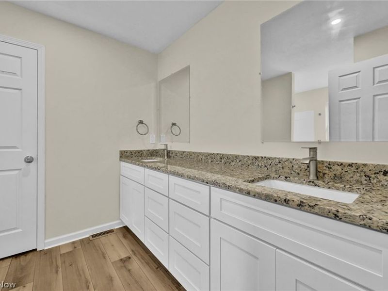 1390 Mussel Shoals Drive, Brunswick, OH 44212 Photo 14