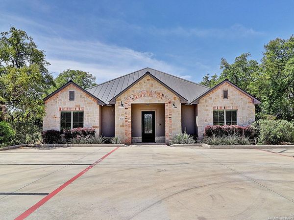 8122 whisper oak, San Antonio, TX 78266