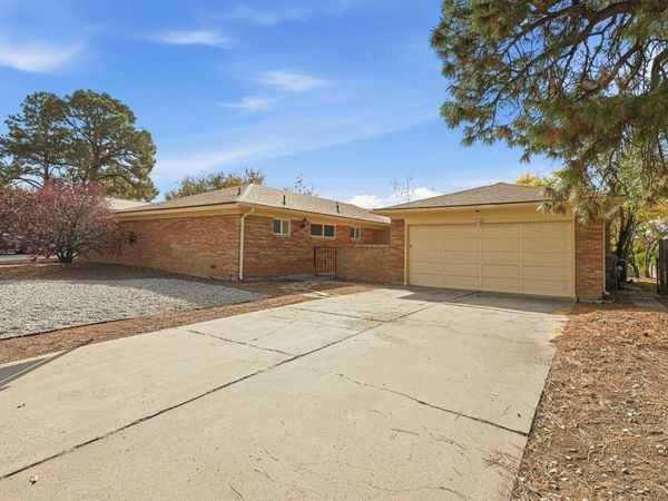 12208 Eastridge Drive NE, Albuquerque, NM 87112