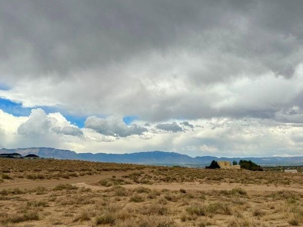 1104 Vargas Road SE, Rio Rancho, NM 87124