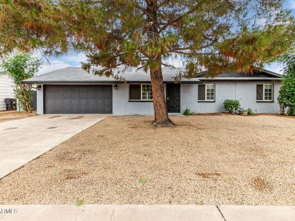 3478 E SHARON Drive, Phoenix, AZ 85032