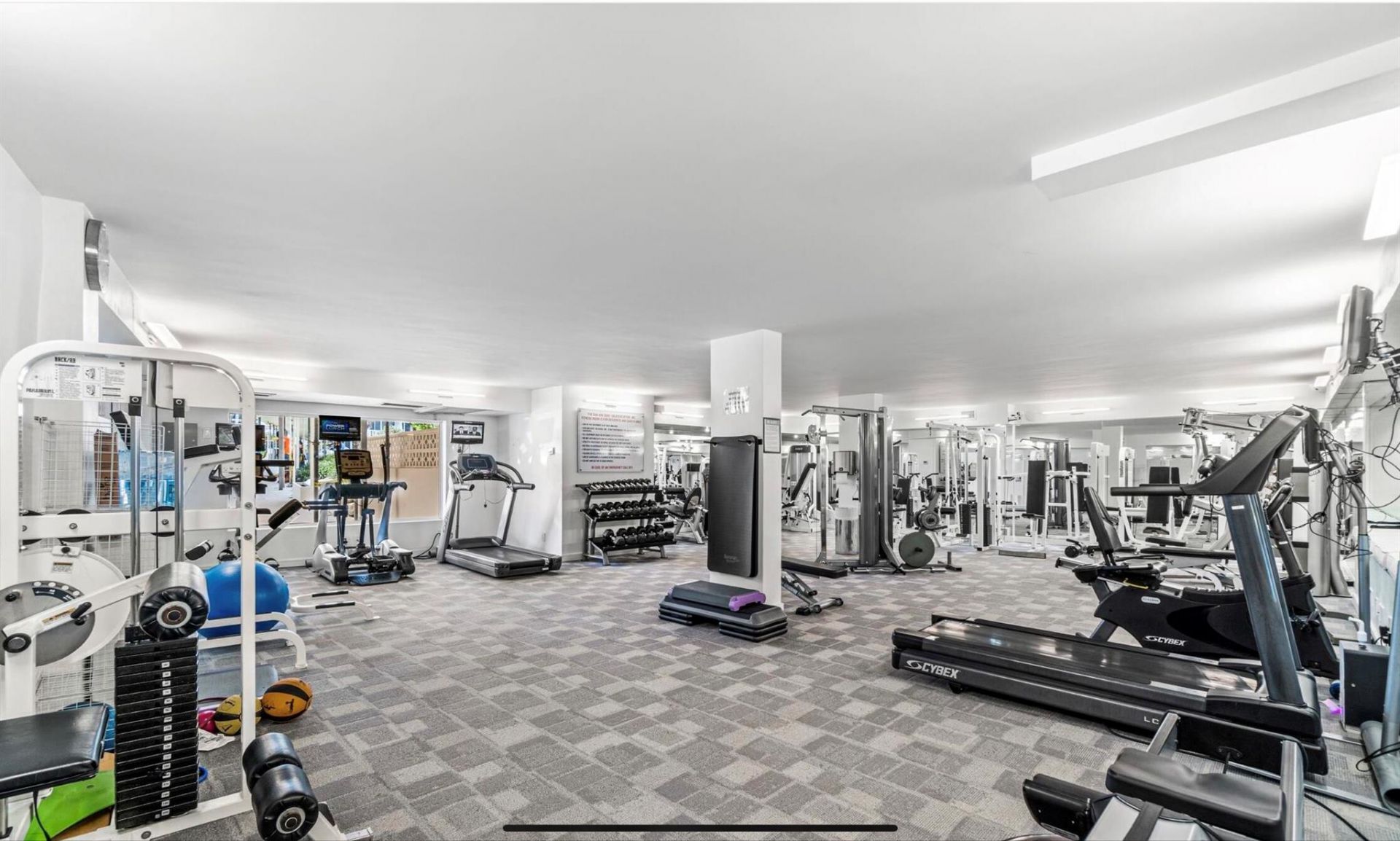 100 Sunrise Avenue, Unit 319, Palm Beach, FL 33480 Photo