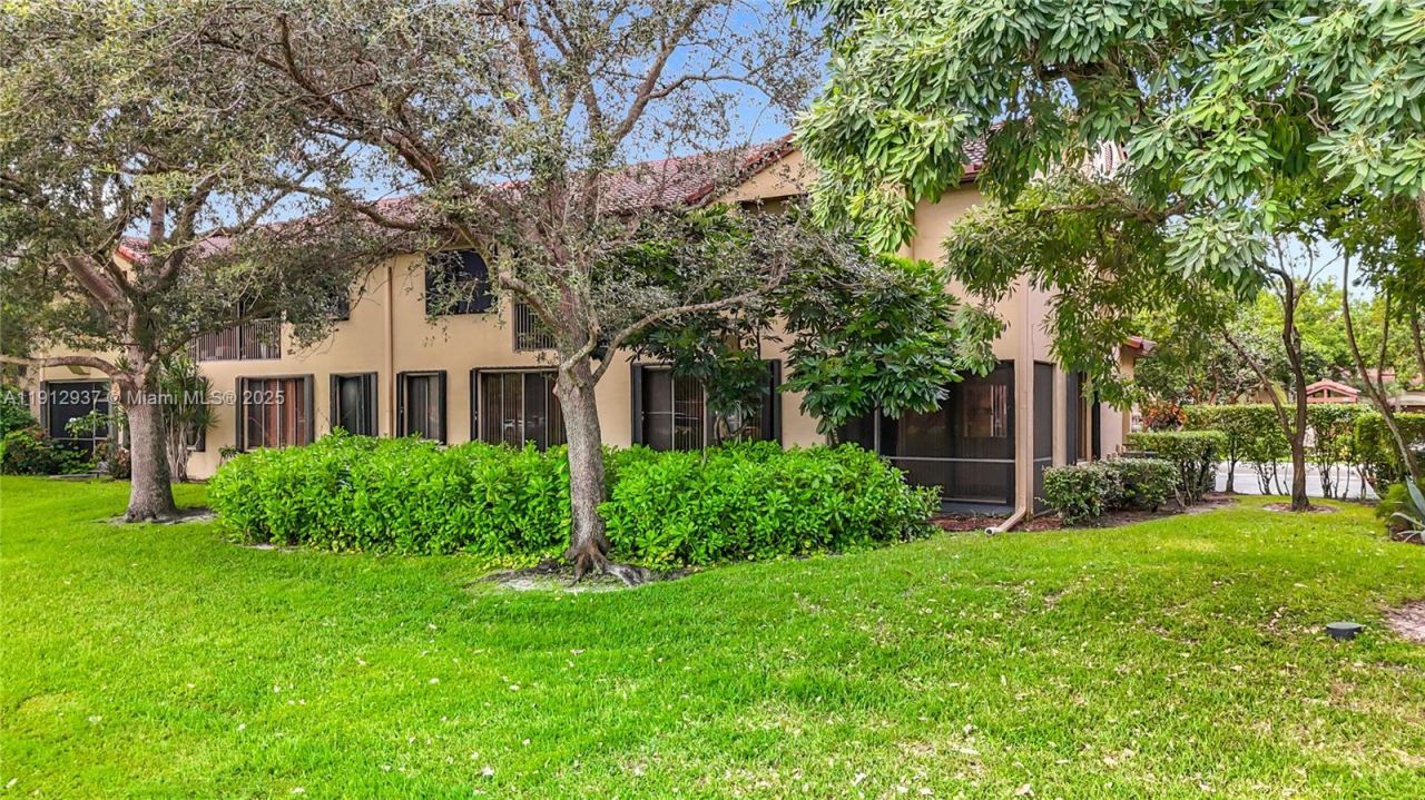 10524 NW 10th St, Unit A-125, Plantation, FL 33322 Photo