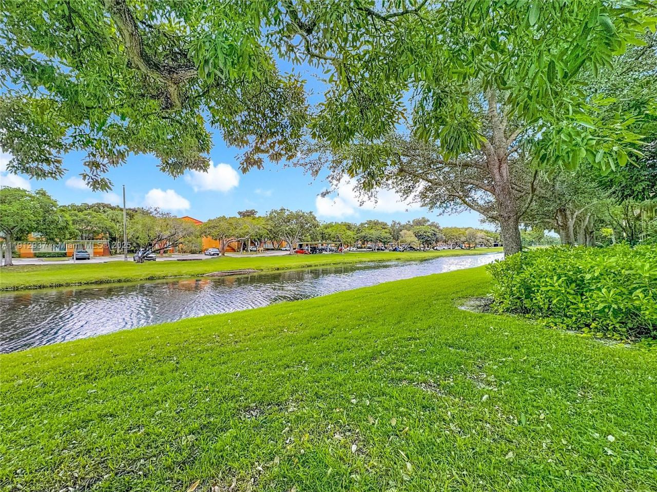 10524 NW 10th St, Unit A-125, Plantation, FL 33322 Photo