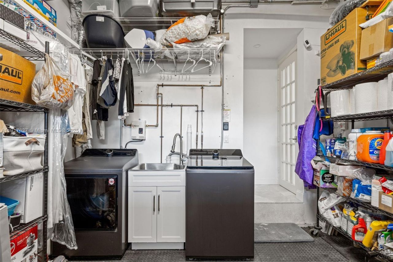 6124 Paradise Point Dr, Unit 6124, Palmetto Bay, FL 33157 Photo