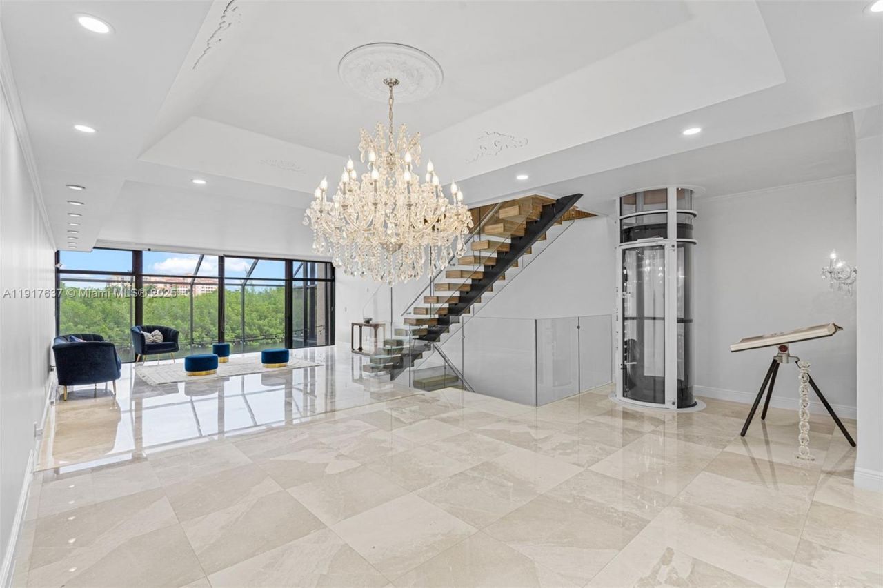 6124 Paradise Point Dr, Unit 6124, Palmetto Bay, FL 33157 Photo