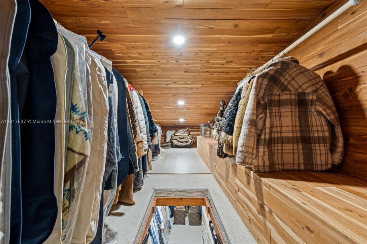 6124 Paradise Point Dr, Unit 6124, Palmetto Bay, FL 33157 Photo