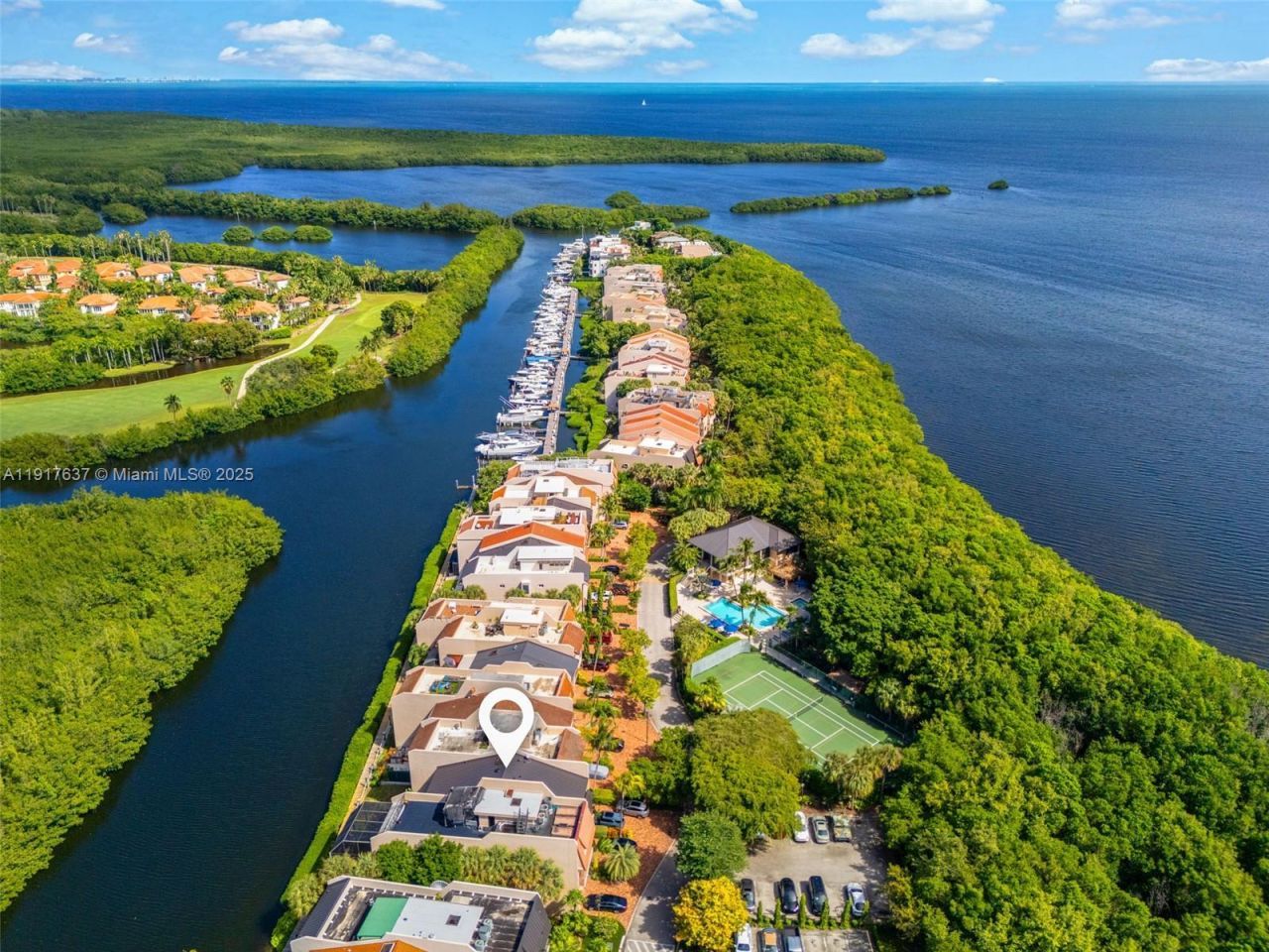 6124 Paradise Point Dr, Unit 6124, Palmetto Bay, FL 33157 Photo