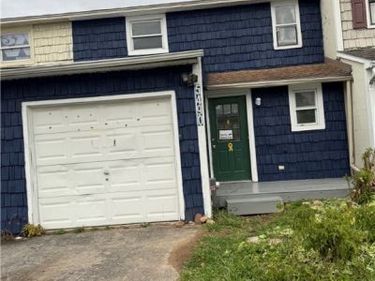 5490 N Trastevere Road Road, Unit 2, Clay, NY 13041