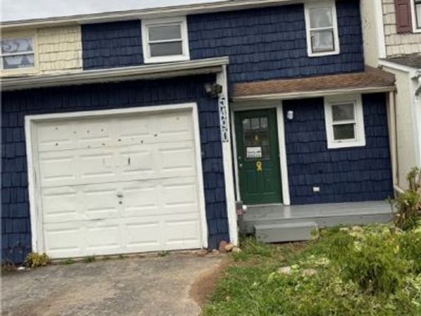 5490 N Trastevere Road Road, Unit 2, Clay, NY 13041