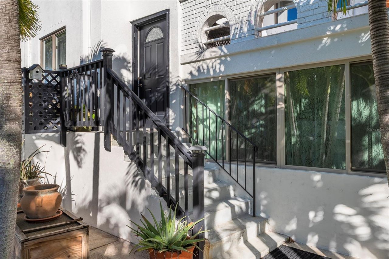 2710 Hibiscus Drive W, Belleair Beach, FL 33786 Photo