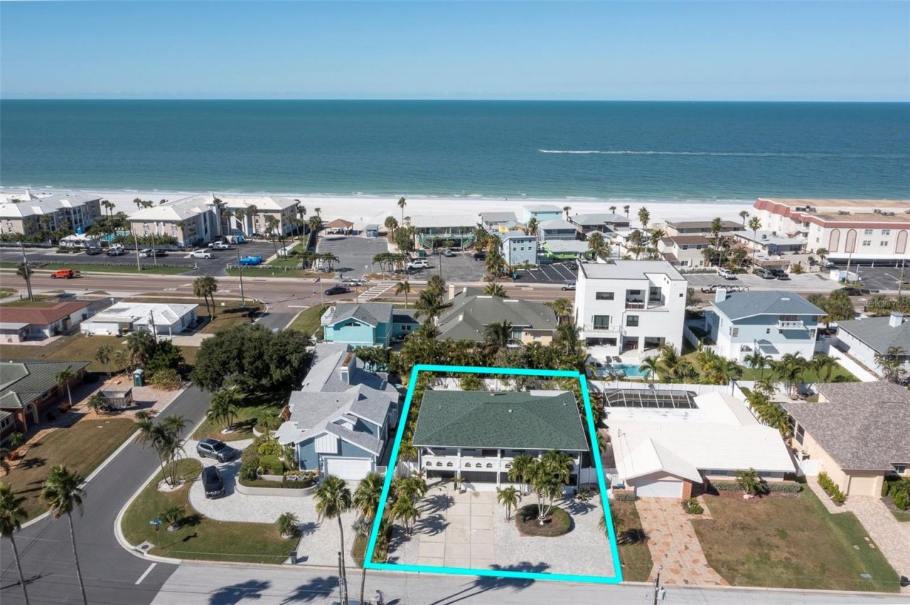 2710 Hibiscus Drive W, Belleair Beach, FL 33786 Photo