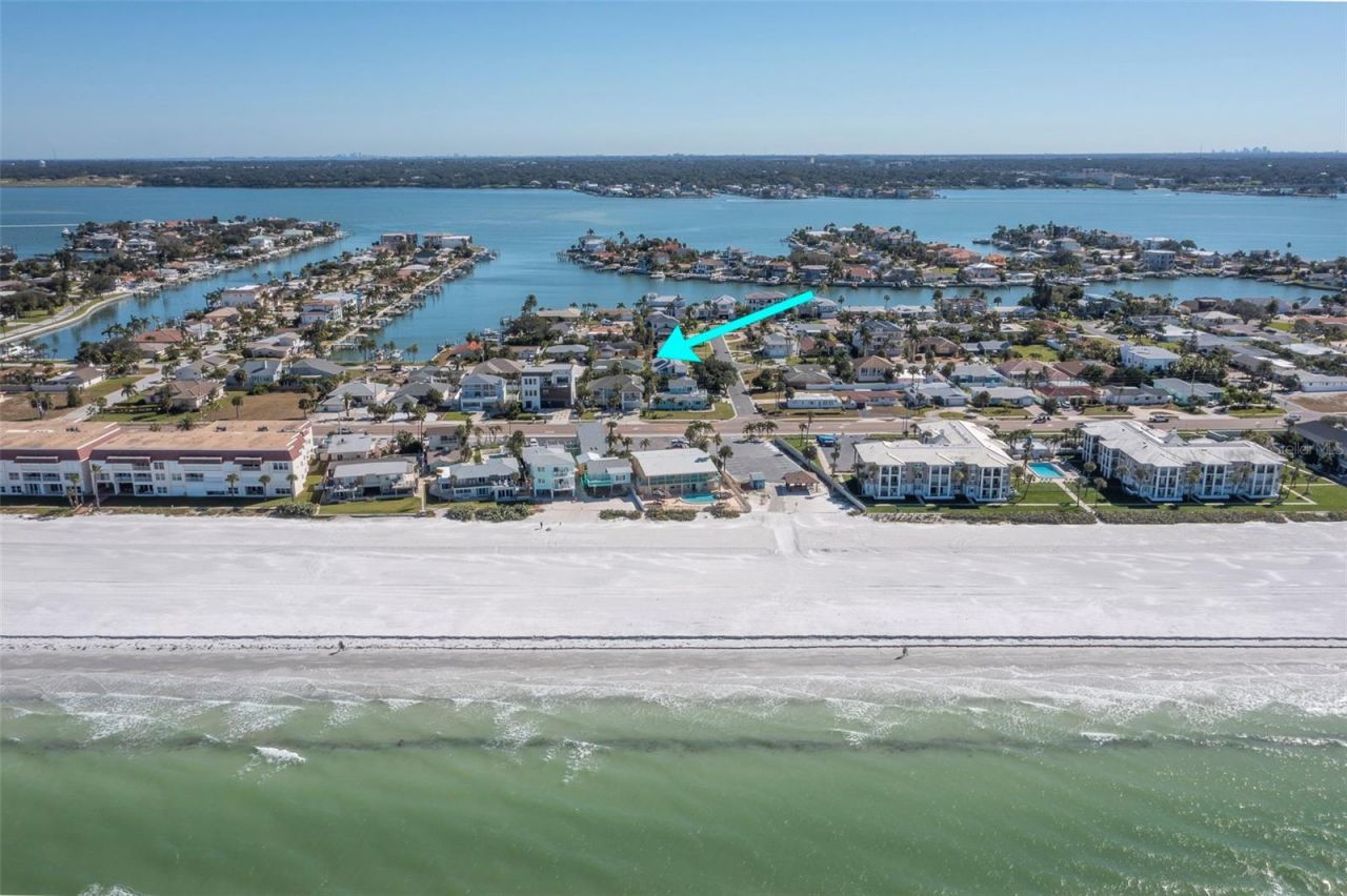 2710 Hibiscus Drive W, Belleair Beach, FL 33786 Photo