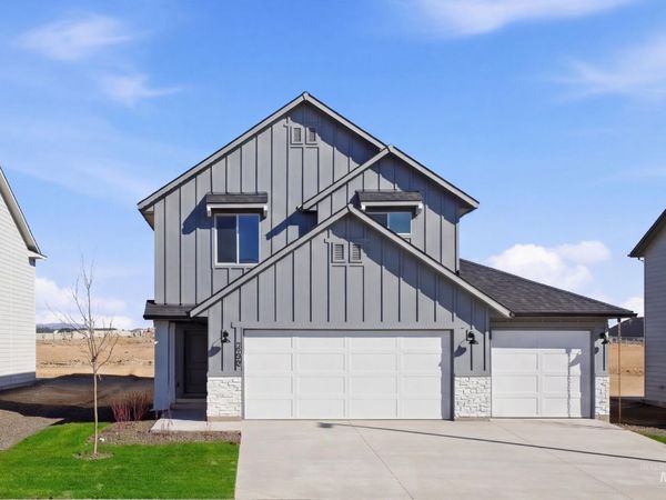 7050 S Old Farm Ave, Meridian, ID 83642