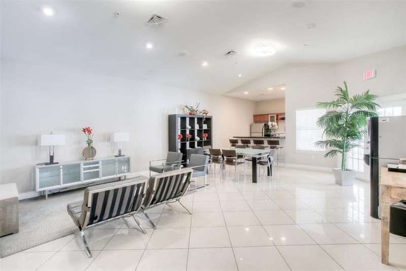 663 Vista Isles Drive, Unit 1714, Sunrise, FL 33325 Photo