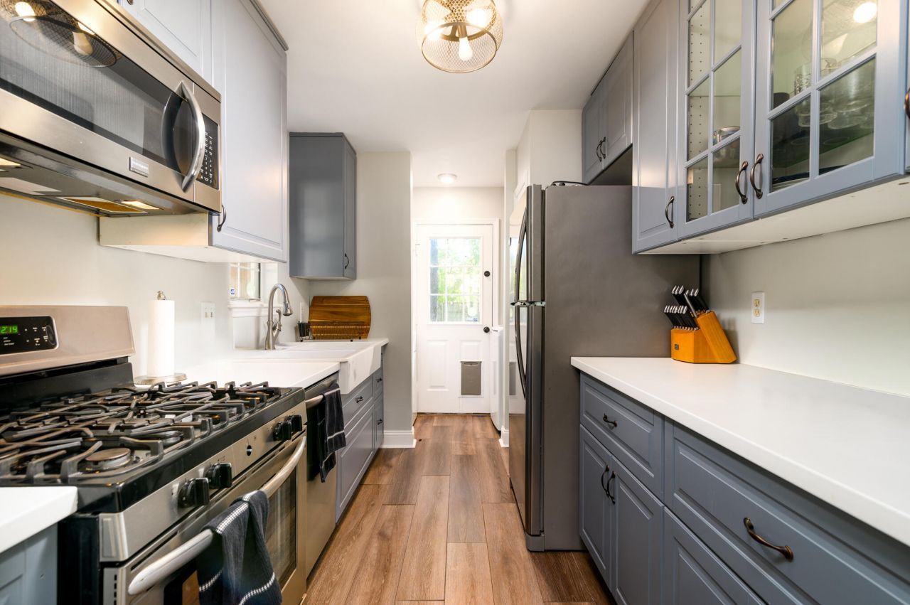 42 Woodleaf Court Photo 11