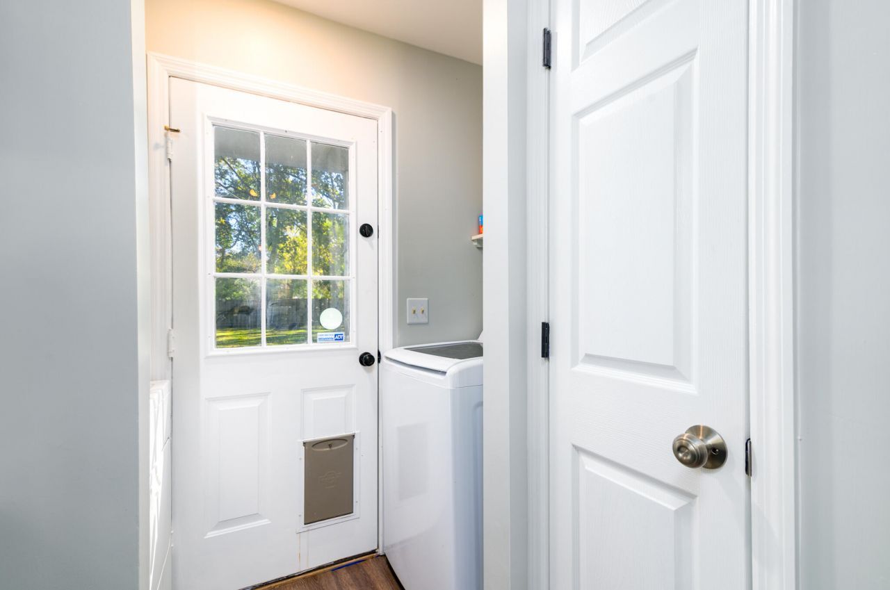 42 Woodleaf Court Photo 12