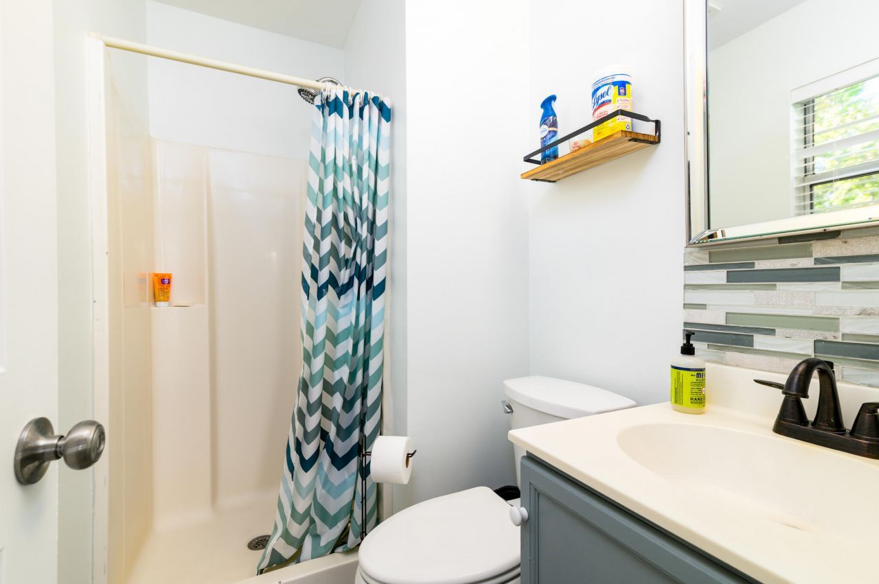 42 Woodleaf Court Photo 20