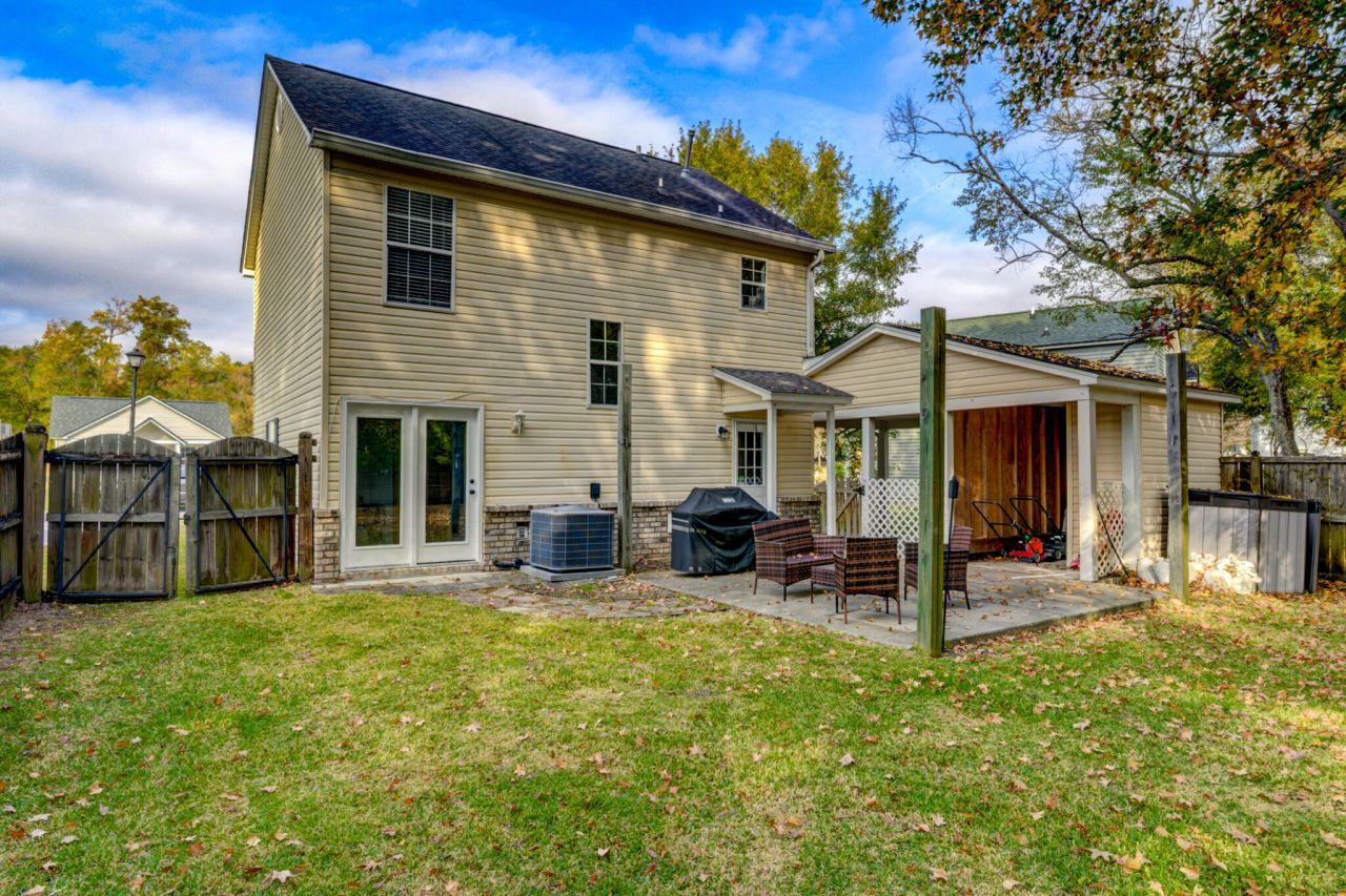 42 Woodleaf Court Photo 27