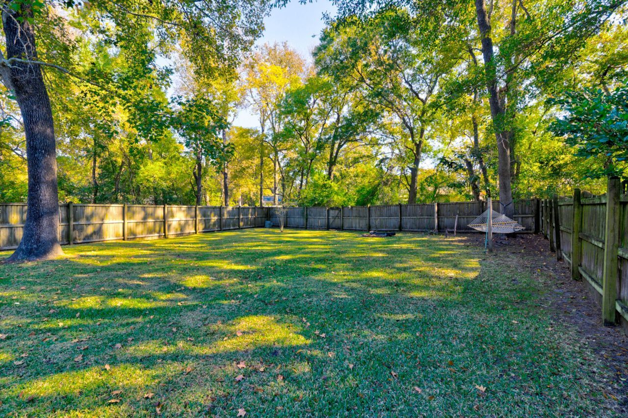 42 Woodleaf Court Photo 29