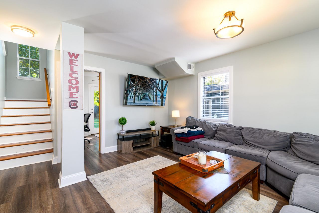 42 Woodleaf Court Photo 5