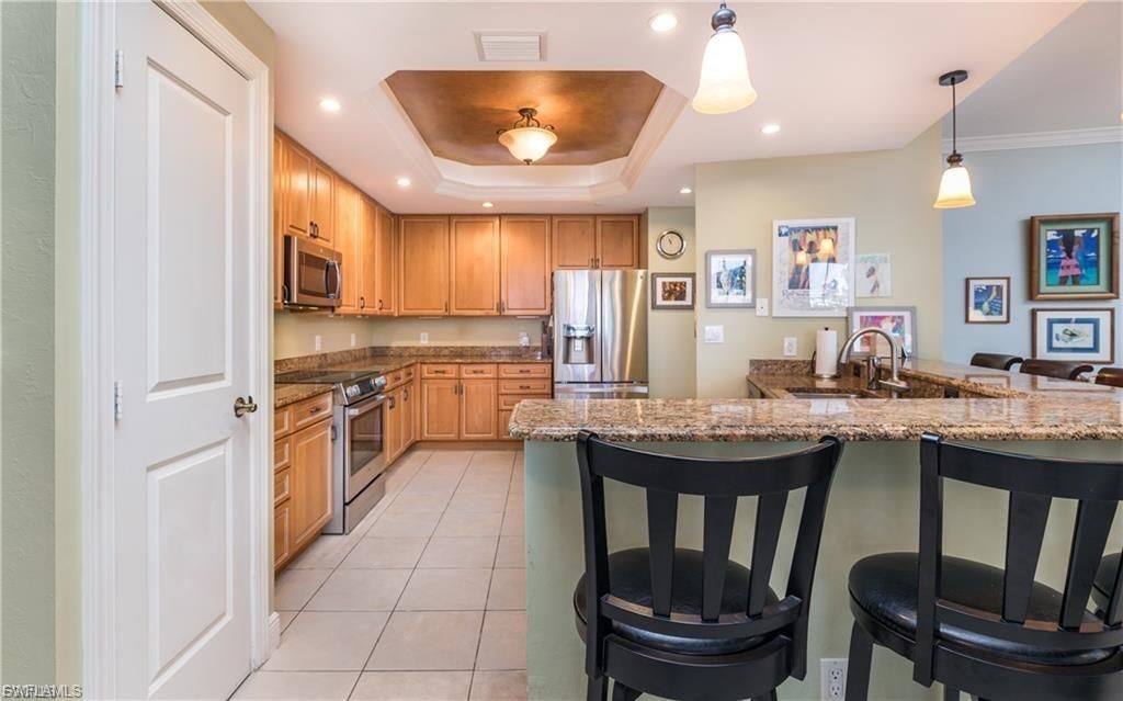 5704 Cape Harbour Dr, Unit 105, Cape Coral, FL 33914 Photo