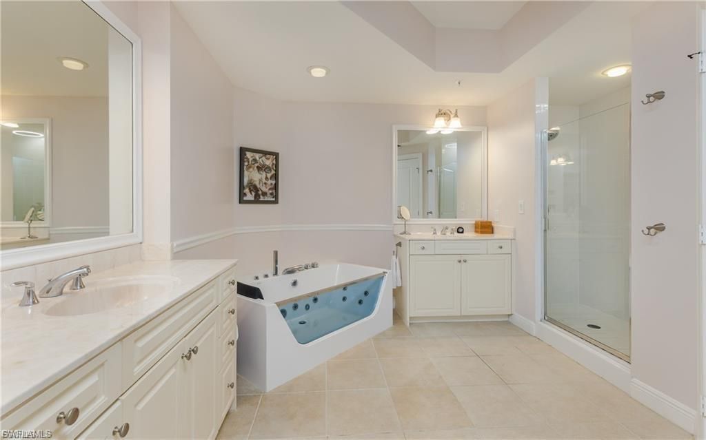 5704 Cape Harbour Dr, Unit 105, Cape Coral, FL 33914 Photo