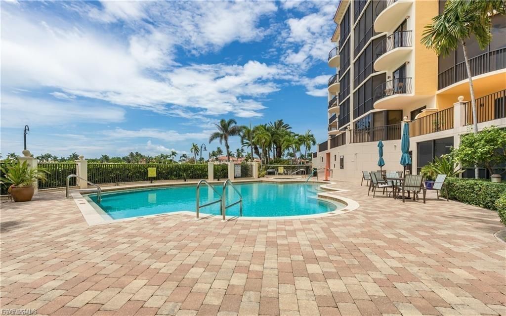 5704 Cape Harbour Dr, Unit 105, Cape Coral, FL 33914 Photo