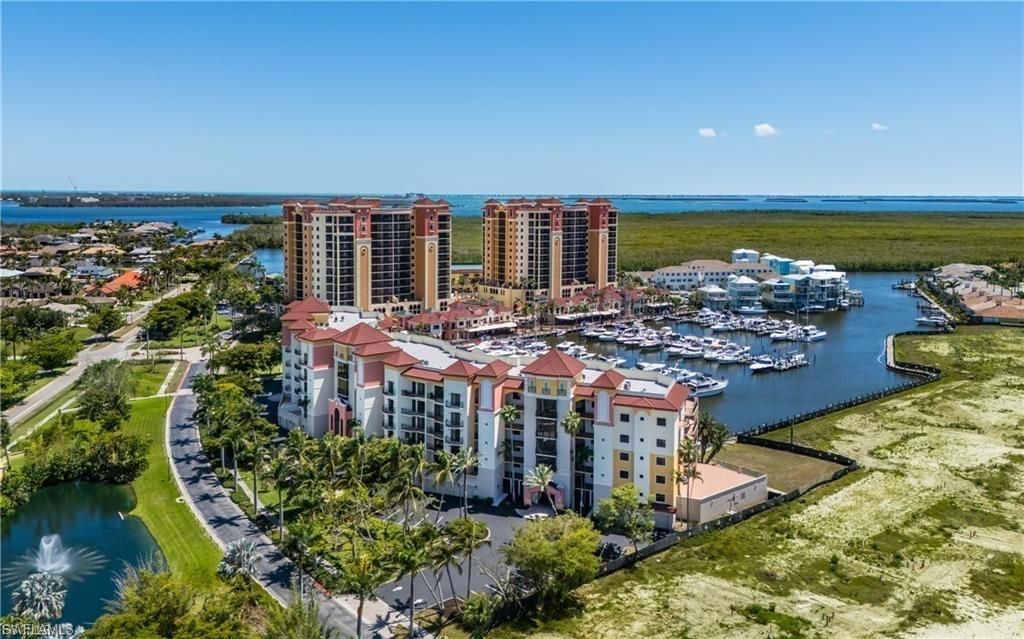 5704 Cape Harbour Dr, Unit 105, Cape Coral, FL 33914 Photo
