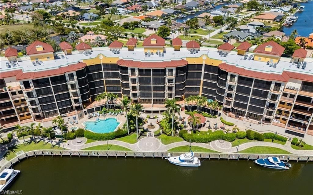 5704 Cape Harbour Dr, Unit 105, Cape Coral, FL 33914 Photo