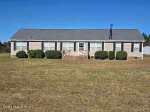 394 Bullard Pit Circle, Autryville, NC 28318