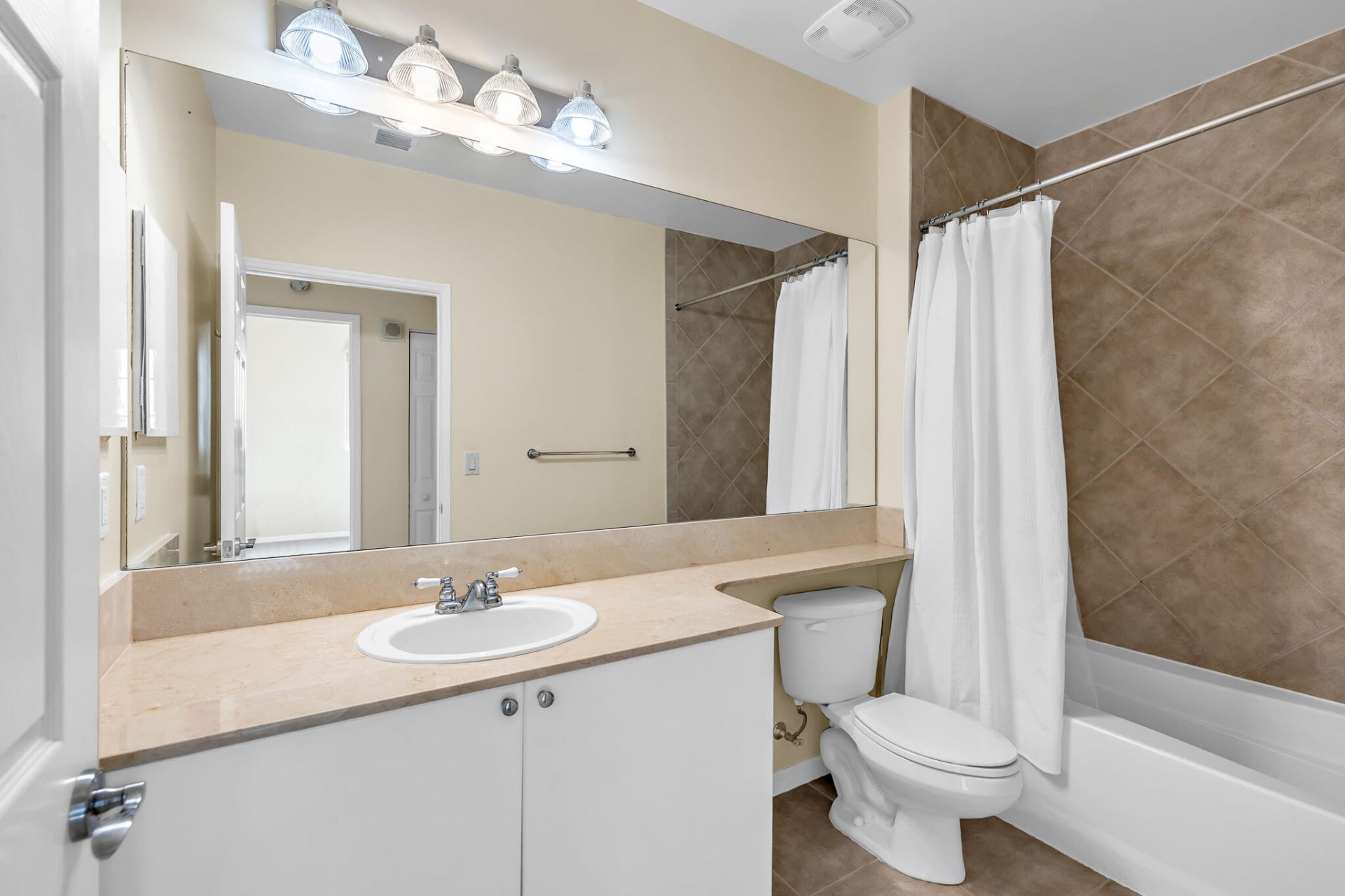 233 S Federal Highway, Unit Lph06, Boca Raton, FL 33432 Photo